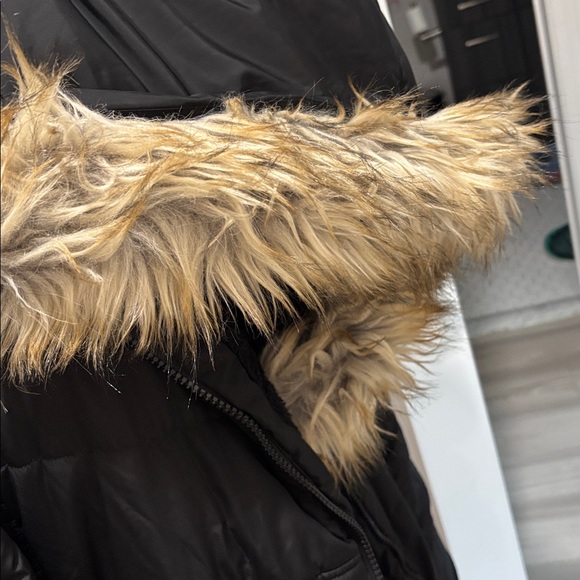 Torrid Black Puffer Jacket with Faux Fur Trim - Picture 3 of 3